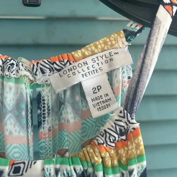 London Style Vibrant Patterned Maxi Dress - Picture 4 of 5